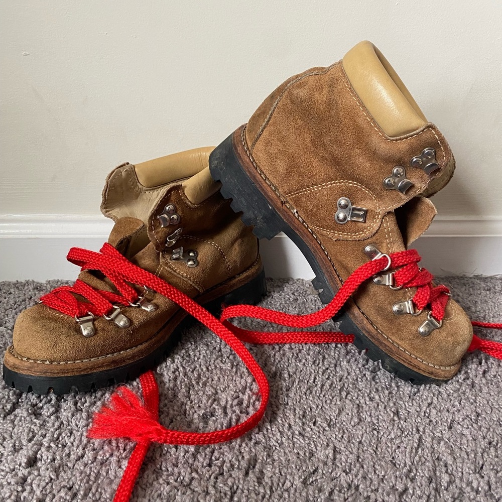 Leather boots